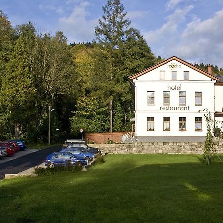 Hotel Epocha Janov nad Nisou Zewnętrze zdjęcie