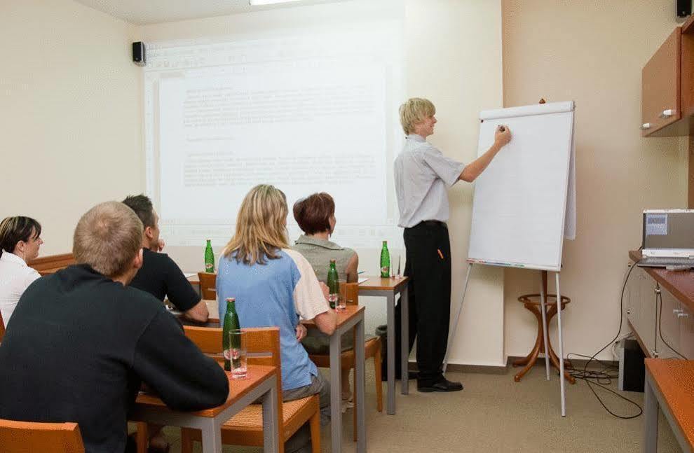 Hotel Epocha Janov nad Nisou Zewnętrze zdjęcie